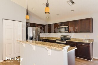 92 Stanford Rd in Venice, FL - Building Photo - Building Photo