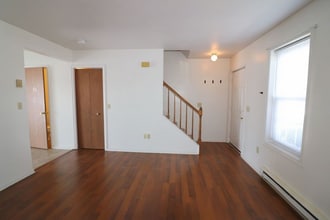 40 Oriole Dr in Ephrata, PA - Building Photo - Building Photo