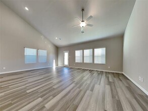 710 Moonlight Pl in Lavon, TX - Building Photo - Building Photo