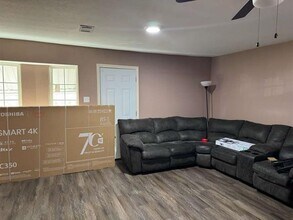 8435 Campanella Dr in Dallas, TX - Building Photo - Building Photo