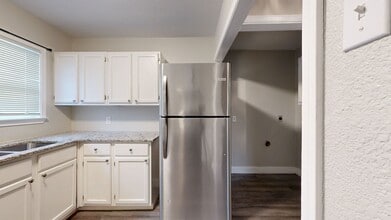 906 Estelle Ave in Killeen, TX - Building Photo - Building Photo