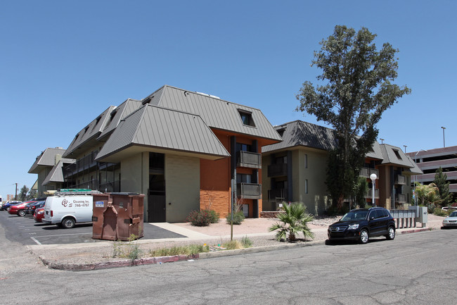 Campus Walk Condominiums