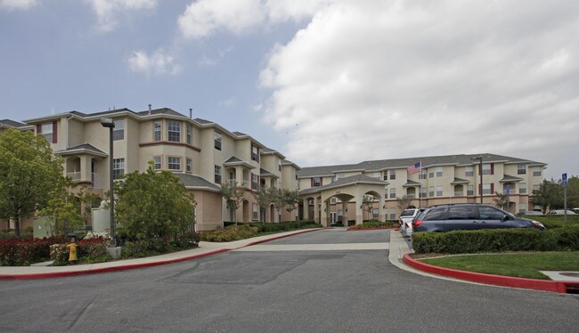 Vintage At Bouquet Canyon