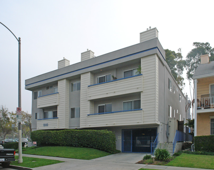 1000 S Corning St in Los Angeles, CA - Building Photo