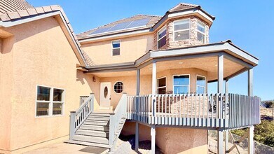 32555 Mesa Lilac Rd in Escondido, CA - Building Photo - Building Photo