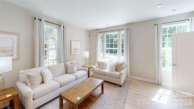 4129 Edenborn Ln in Charlotte, NC - Building Photo - Building Photo