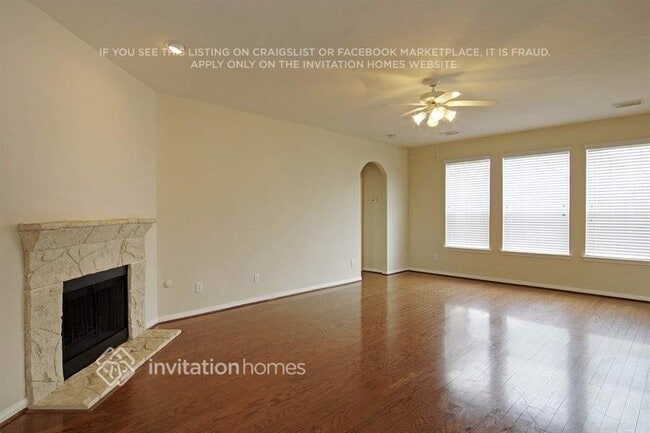 62 Atascadero Dr in Manvel, TX - Building Photo - Building Photo