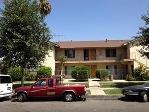 Pacific Avenue Apartments in Santa Ana, CA - Building Photo - Building Photo