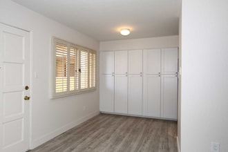4950 N Miller Rd in Scottsdale, AZ - Building Photo - Building Photo