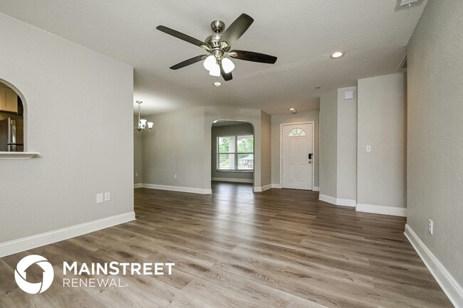 property at 2330 Northview Dr