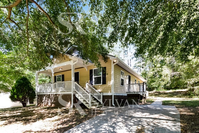 3625 Bunker Hill Dr SW in Atlanta, GA - Building Photo - Building Photo