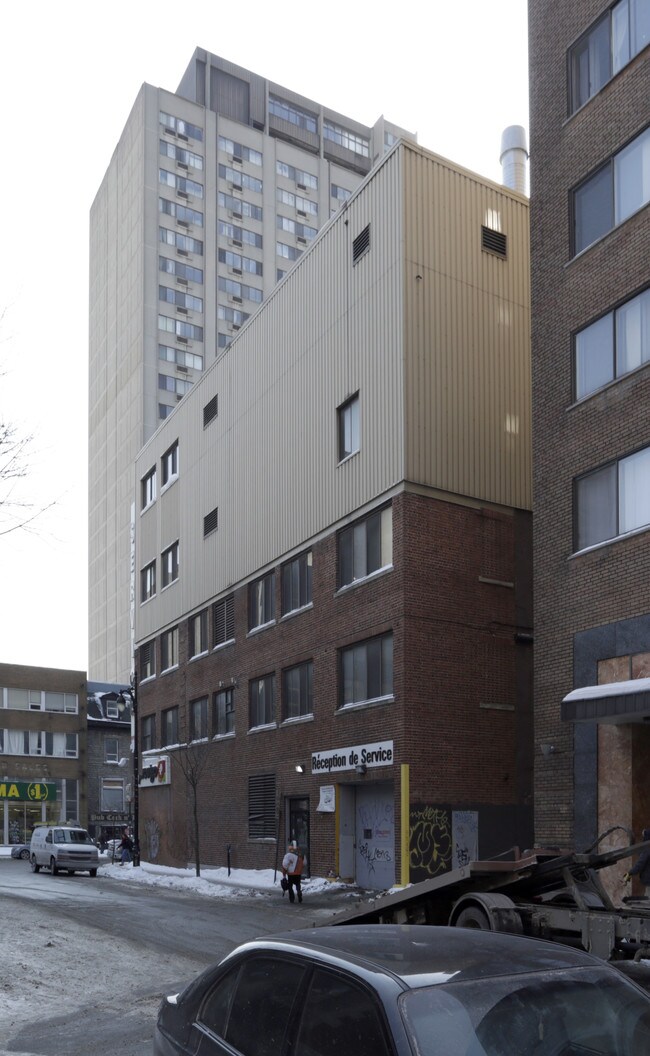 1953 Sainte-Catherine O in Montréal, QC - Building Photo - Building Photo
