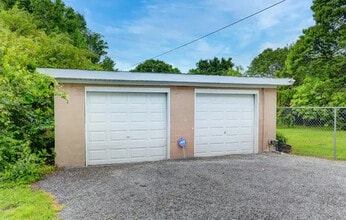3100 Conner Dr in Knoxville, TN - Building Photo - Building Photo