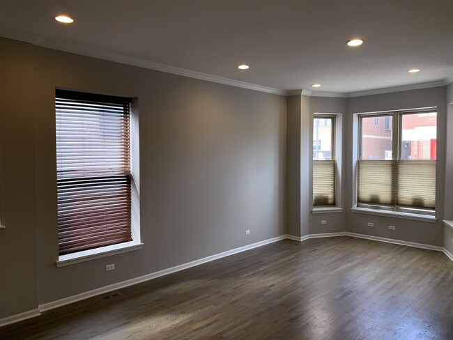 2717 N Halsted St in Chicago, IL - Building Photo - Building Photo