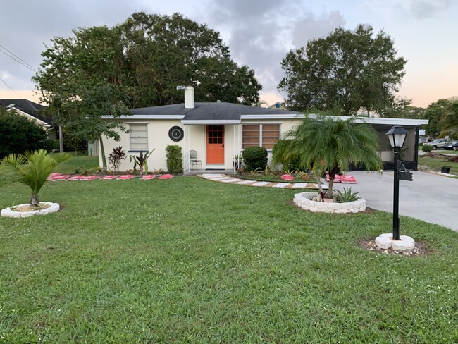 property at 825 20th Ave