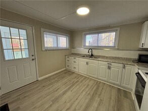 759 Carpenter St in Elmira, NY - Building Photo - Building Photo