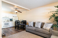 Dos Santos Apartments in El Paso, TX - Building Photo - Interior Photo