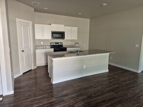 501 E 21st St in Wolfforth, TX - Building Photo - Building Photo