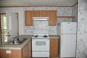 518 Big Richard Rd in Tallahassee, FL - Foto de edificio - Building Photo