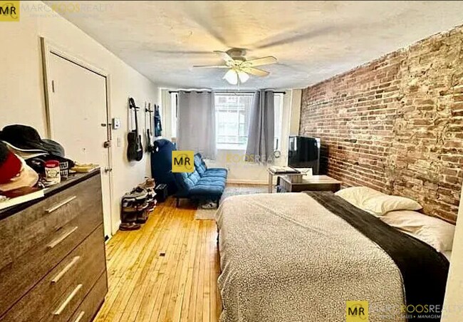 19 Charter St, Unit 1 in Boston, MA - Foto de edificio - Building Photo