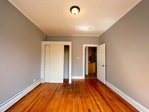 68 Stegman St in Jersey City, NJ - Building Photo - Building Photo