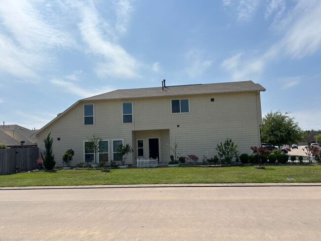5103 Dauntless Dr in Houston, TX - Building Photo - Building Photo