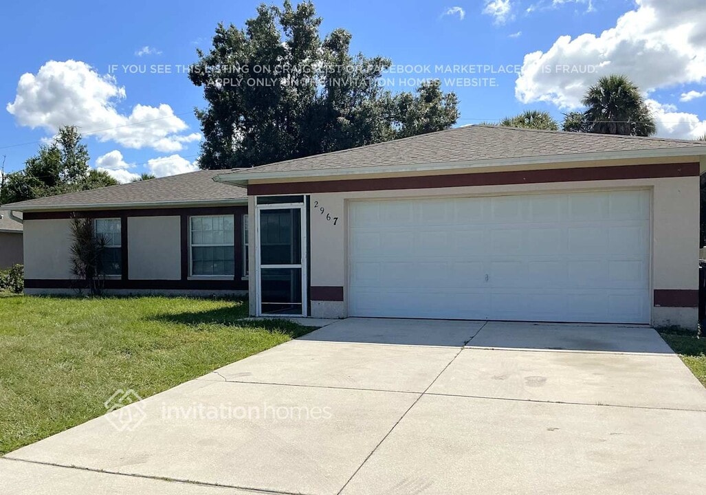 2967 E Price Blvd in North Port, FL - Building Photo