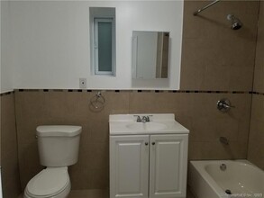 117 Southview St, Unit 3 in Waterbury, CT - Building Photo - Building Photo