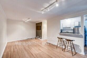 201 Acklen Park Dr in Nashville, TN - Building Photo - Building Photo