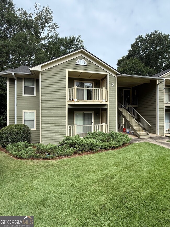 property at 320 Ridgewood Ave