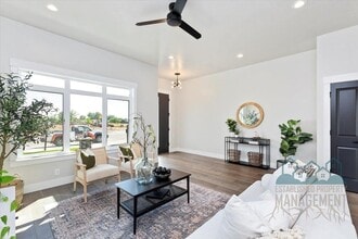 1740 E State Ave in Meridian, ID - Building Photo - Building Photo