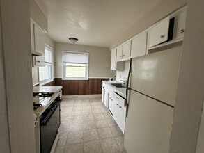 930 Greenview Ave in South Bend, IN - Foto de edificio - Building Photo