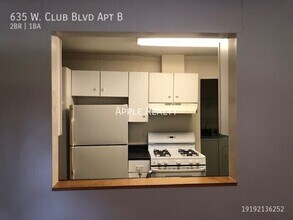 635 W Club Blvd in Durham, NC - Building Photo - Building Photo