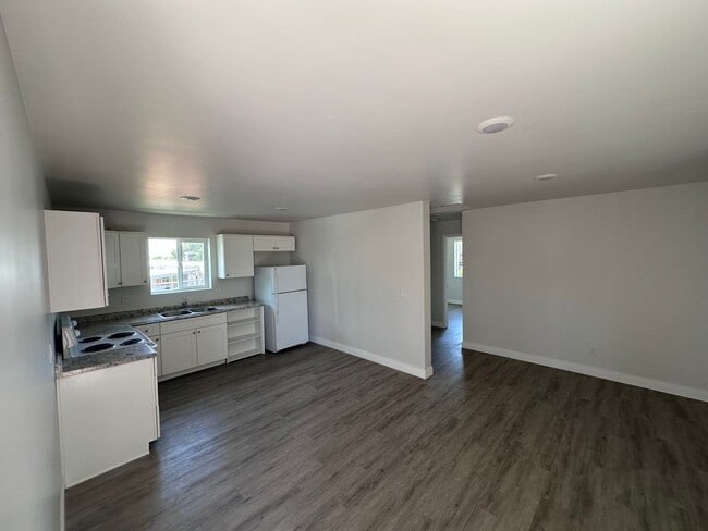 property at 218 Doolittle Dr
