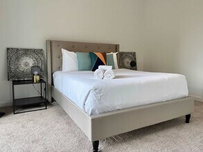 542 Boulevard NE in Atlanta, GA - Building Photo - Building Photo