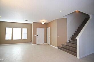 8833 S 13th Pl in Phoenix, AZ - Building Photo - Building Photo
