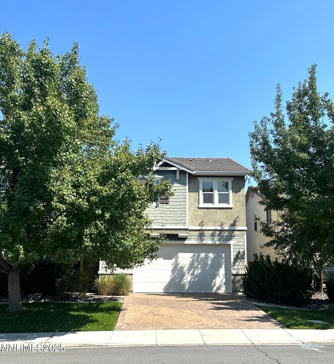 545 Terracina Way in Reno, NV - Building Photo