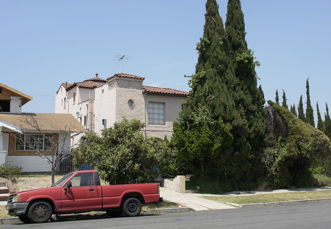 4741 Elmwood Ave in Los Angeles, CA - Building Photo - Building Photo