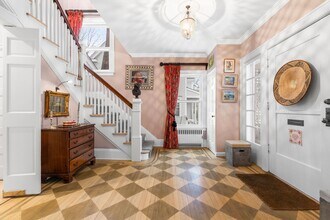 13 Lockwood Ave in Greenwich, CT - Building Photo - Building Photo