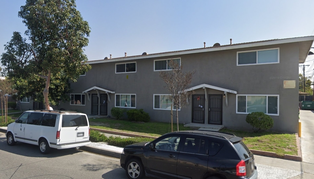 15116 Orange Ave in Paramount, CA - Building Photo