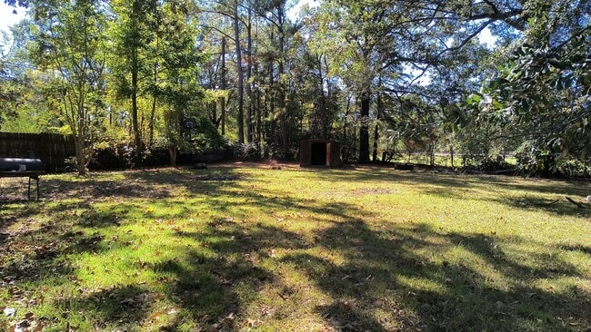 10 W Millaway Dr in Pine Bluff, AR - Building Photo - Building Photo