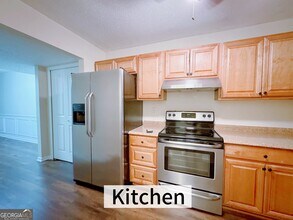 2493 Hidden Cove Ct in Gainesville, GA - Building Photo - Building Photo