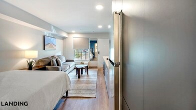 5772 Old Hickory Blvd, Unit 207 in Nashville, TN - Foto de edificio - Building Photo