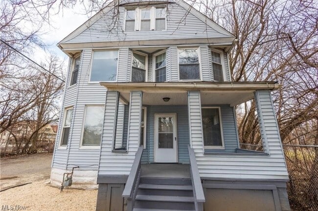 8511 Wade Park Ave in Cleveland, OH - Building Photo - Building Photo