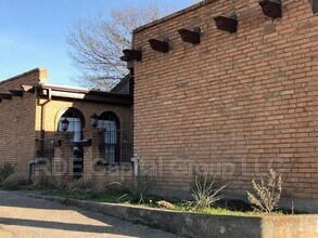 5300 Wonder Dr in Fort Worth, TX - Building Photo - Building Photo