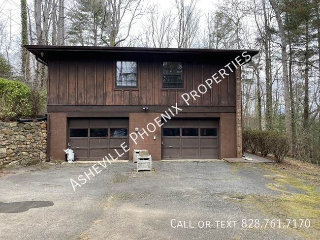 20 Ferncliff Dr in Asheville, NC - Foto de edificio - Building Photo