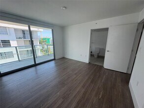 1025-1092 92nd St in Bay Harbor Islands, FL - Building Photo - Building Photo