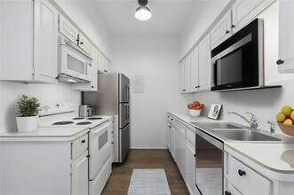 4320 Bellaire Dr S in Fort Worth, TX - Building Photo - Building Photo
