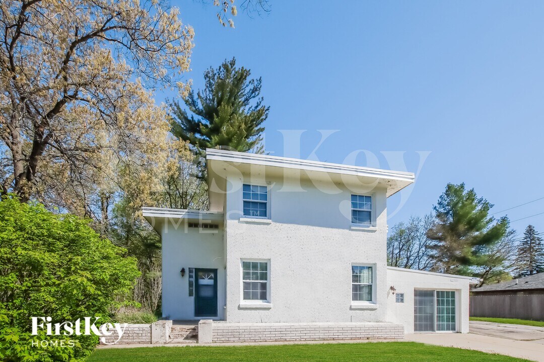 1399 Sheridan Rd, Unit 19040 in Winthrop Harbor, IL - Foto de edificio