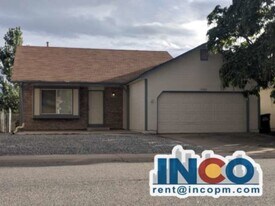 14800 E 43rd Ave in Denver, CO - Building Photo